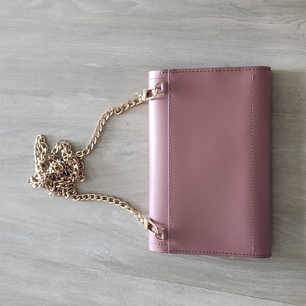 Kate Spade Wallet with Gold Chain - Picture 10 of 10